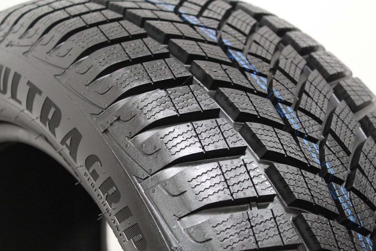 Goodyear UltraGrip Performance Gen-1