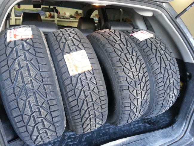 SUV WINTER