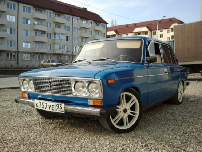 R16